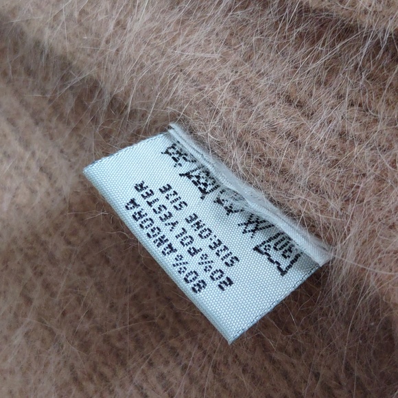 NWT C.C. Fashion Collection Angora Blend Ruffle Tan One Size Scarf - Picture 4 of 8